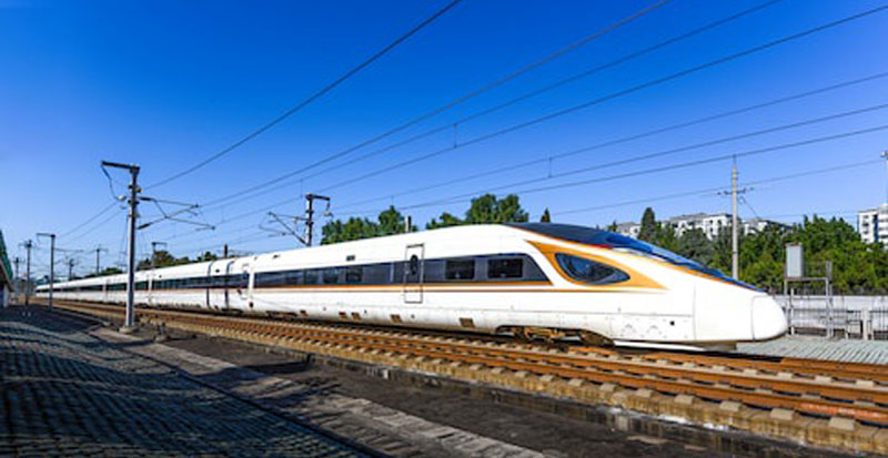 2025年，中国高铁里程将达5万公里